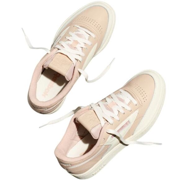 MADEWELL x REEBOK® Unisex Club C 85 Sneakers Soft Ecru/Chalk-Size 9.5M/8F - Picture 1 of 9